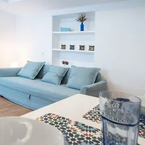 https://apartamento-aromas-mediterraneos.hotelsincadiz.net